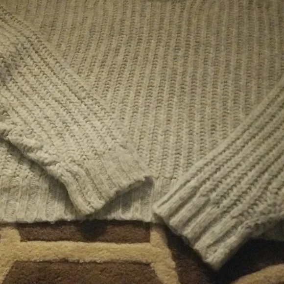 Sweater bundle - Picture 4 of 4